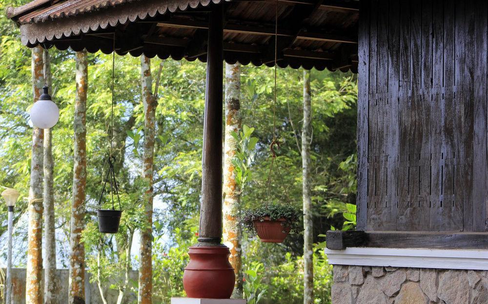 Hotel Beaumont Plantation Retreat Thekkady Esterno foto