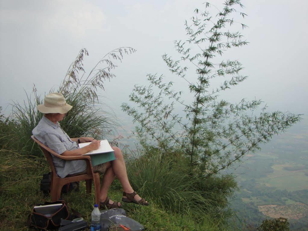 Hotel Beaumont Plantation Retreat Thekkady Esterno foto